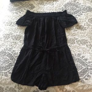 Loft Beach Off the shoulder romper! XS
